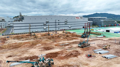 全球首条高世代印刷OLED产线在广州高新区开工建设，建筑劳务分包助力项目高效推进